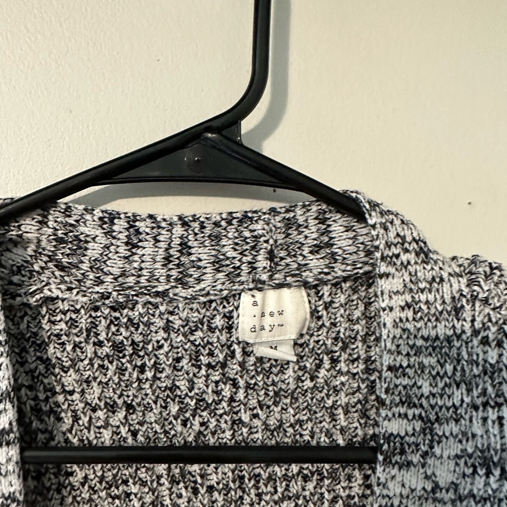 Cardigan - Picture 2 of 2
